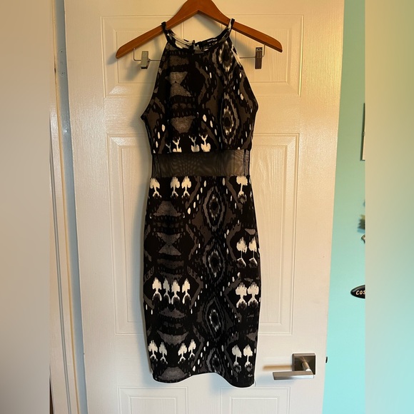 Coord Dress with Mesh - Picture 8 of 12